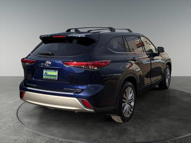 2022 Toyota Highlander Platinum
