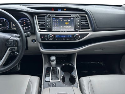 2019 Toyota HIGHLANDER XLE