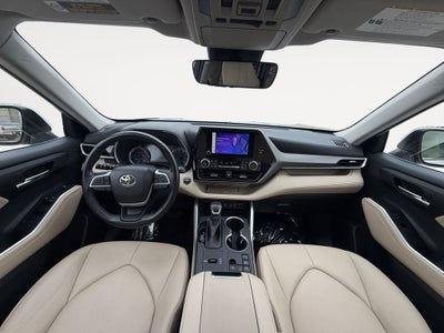 2023 Toyota Highlander Hybrid XLE