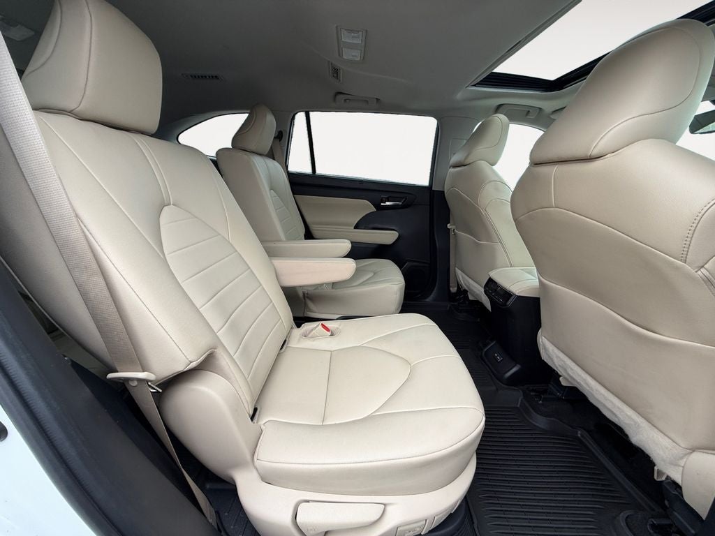 2023 Toyota Highlander Hybrid XLE