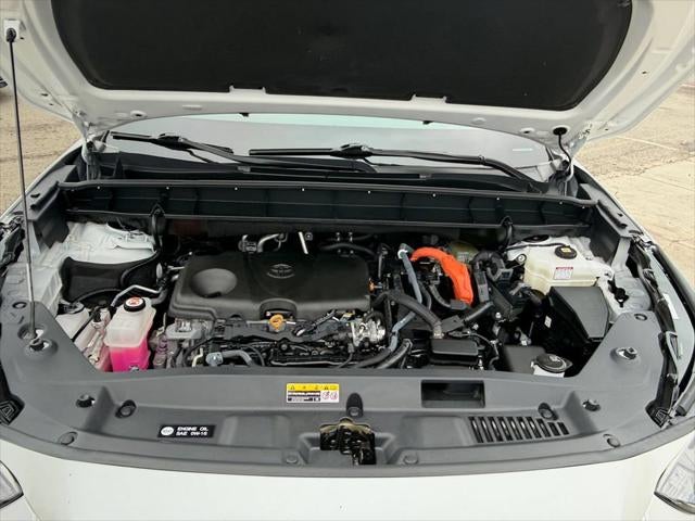 2023 Toyota Highlander Hybrid XLE