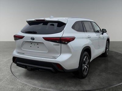 2023 Toyota Highlander Hybrid XLE