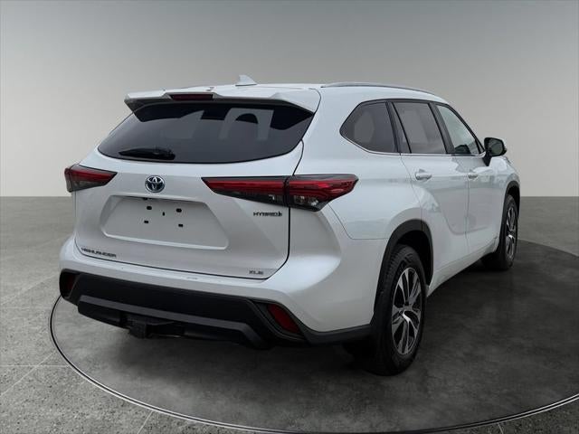2023 Toyota Highlander Hybrid XLE