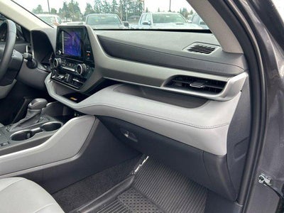 2024 Toyota HIGHLANDER XLE