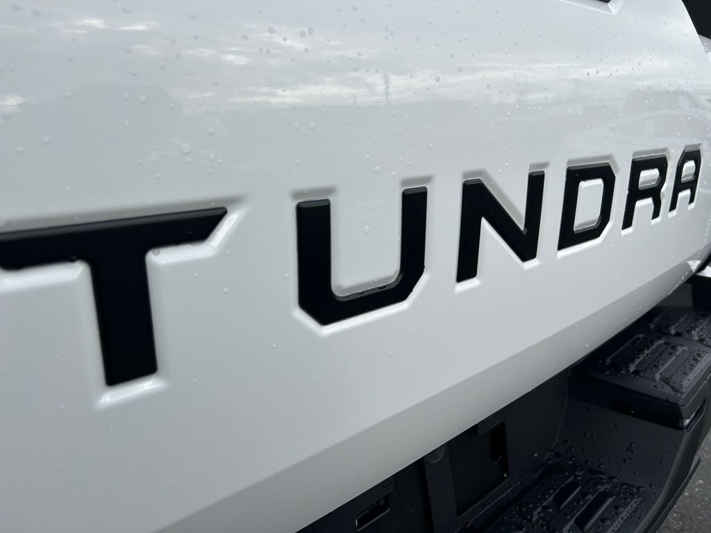 2023 Toyota Tundra SR5 LIFTED WITH WHEELS AND TIRES