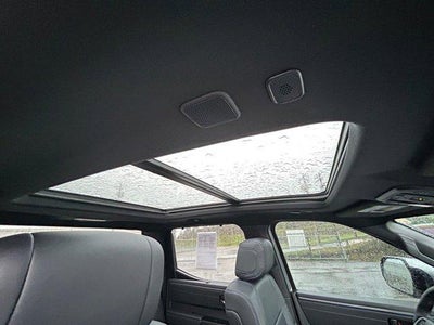 2023 Toyota TUNDRA 4X4 Platinum 1 Owner Local Trade In