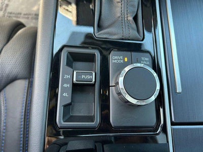 2023 Toyota TUNDRA 4X4 Platinum