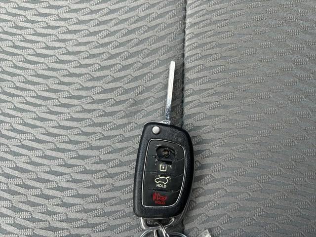 2016 Hyundai Santa Fe Sport 2.4 Base
