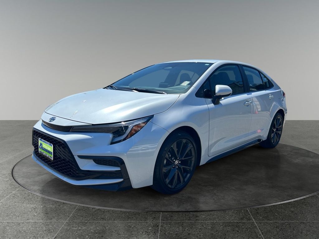 2025 Toyota COROLLA SE