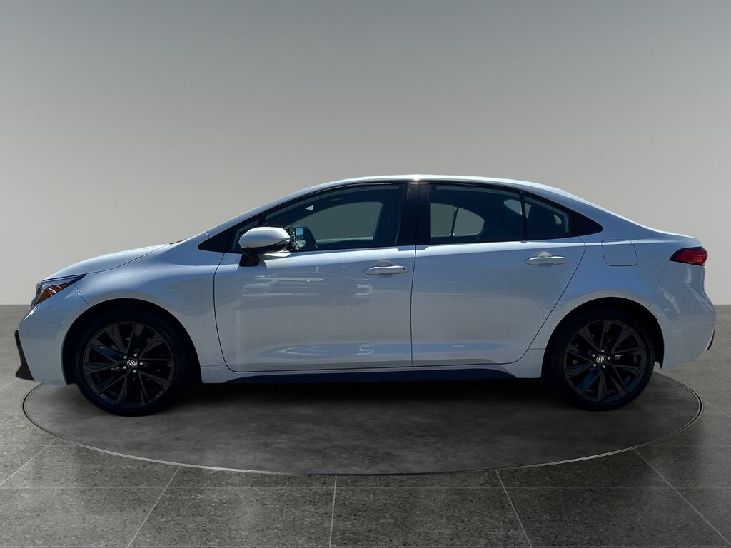 2025 Toyota COROLLA SE