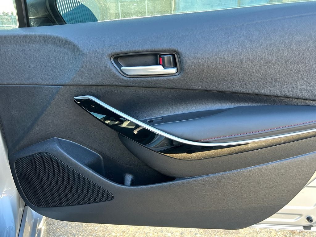 2025 Toyota COROLLA XSE