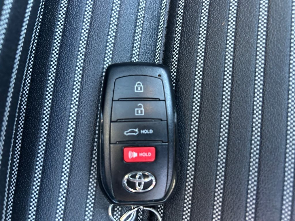 2025 Toyota COROLLA XSE