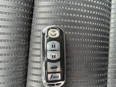 2016 Mazda Mazda6 i Sport Local Trade-In