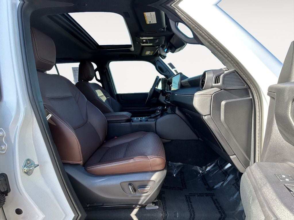 2025 Toyota LAND CRUISER Base