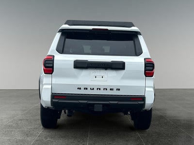 2025 Toyota 4RUNNER SR5