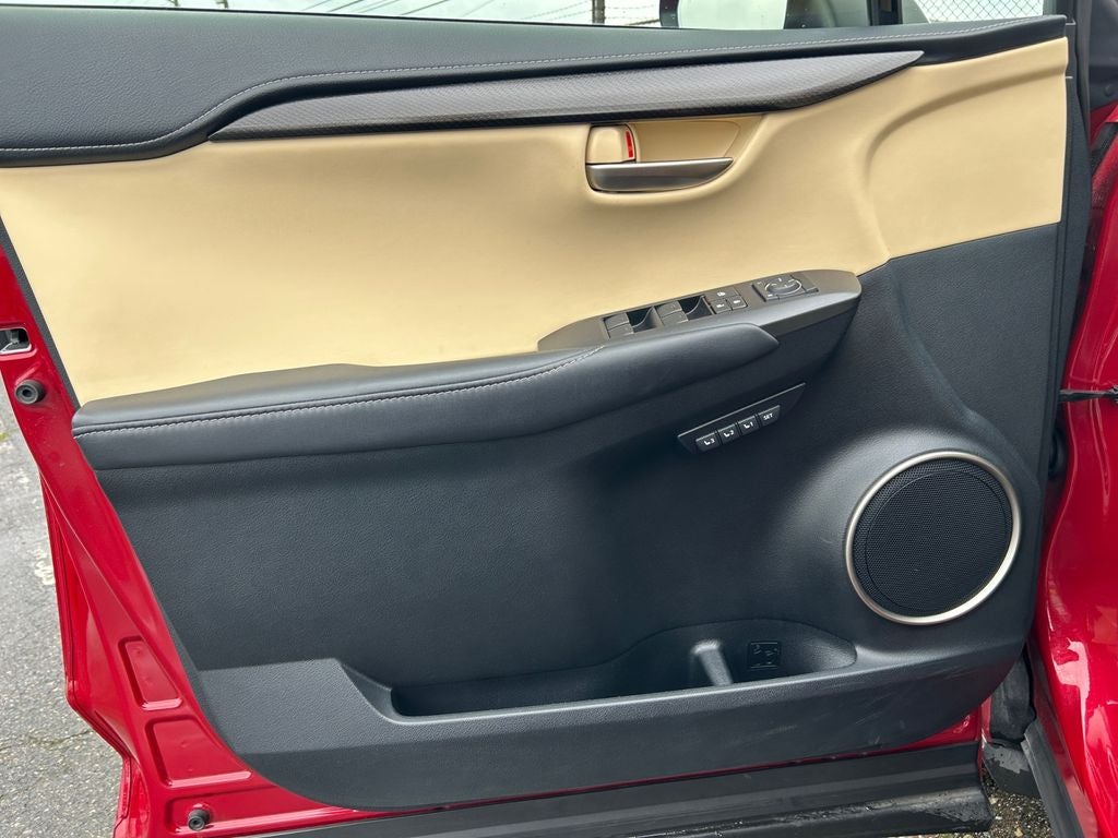 2017 Lexus NX 200t 200t