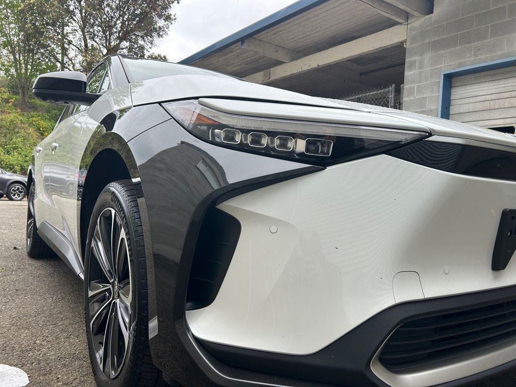 2023 Toyota bZ4X Limited