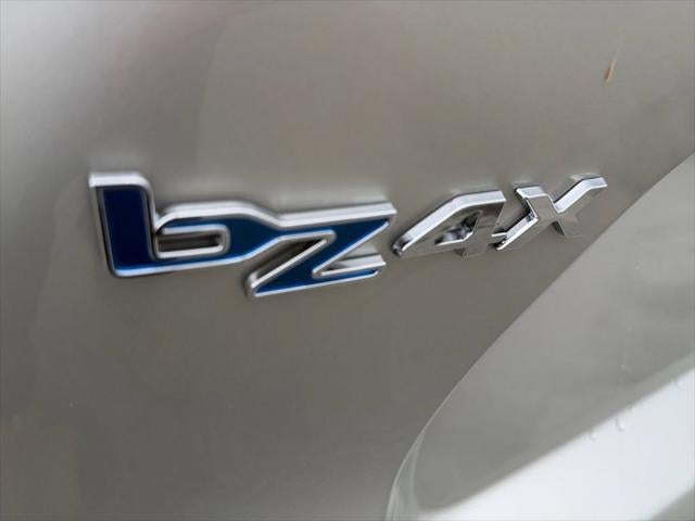 2024 Toyota bZ4X XLE