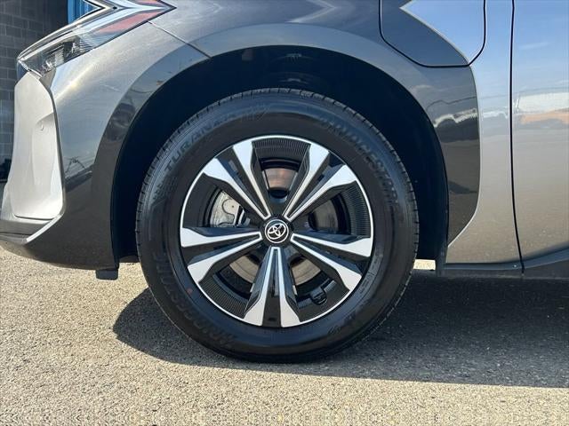 2023 Toyota bZ4X XLE 1 OWNER