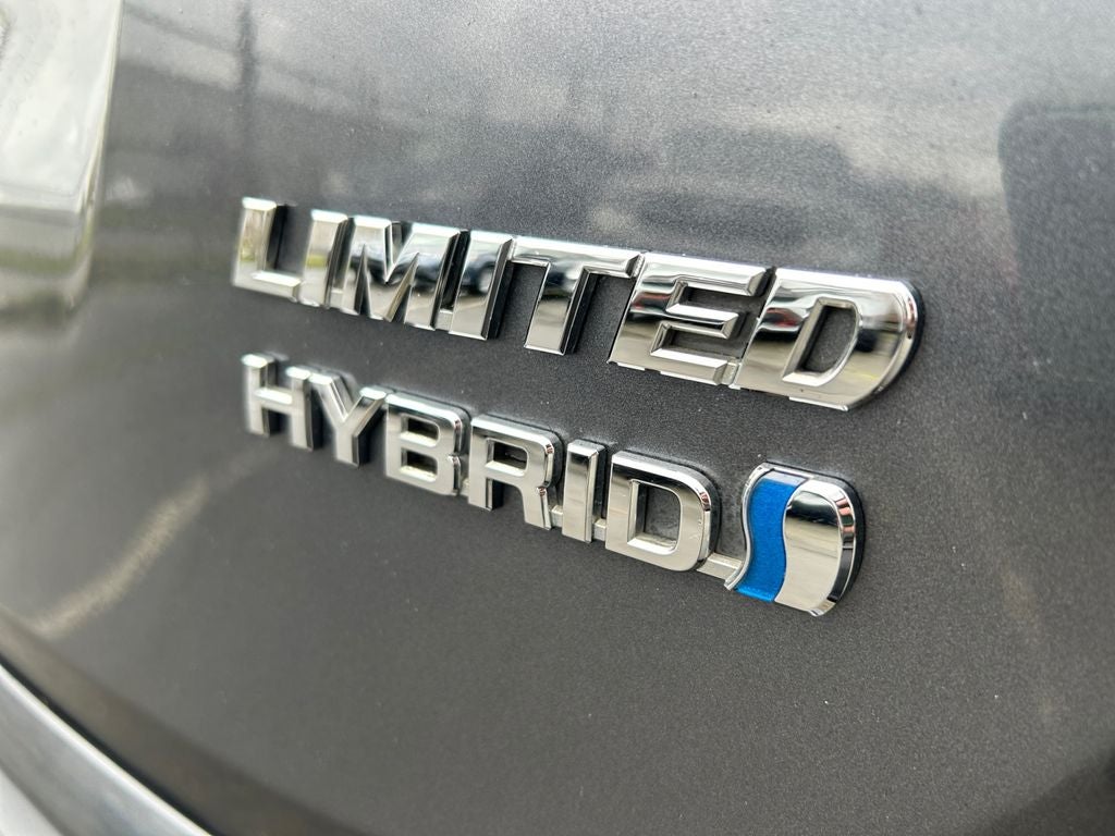 2017 Toyota RAV4 HYBRID Limited