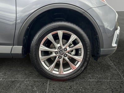 2017 Toyota RAV4 HYBRID Limited
