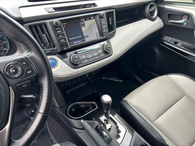 2017 Toyota RAV4 HYBRID Limited