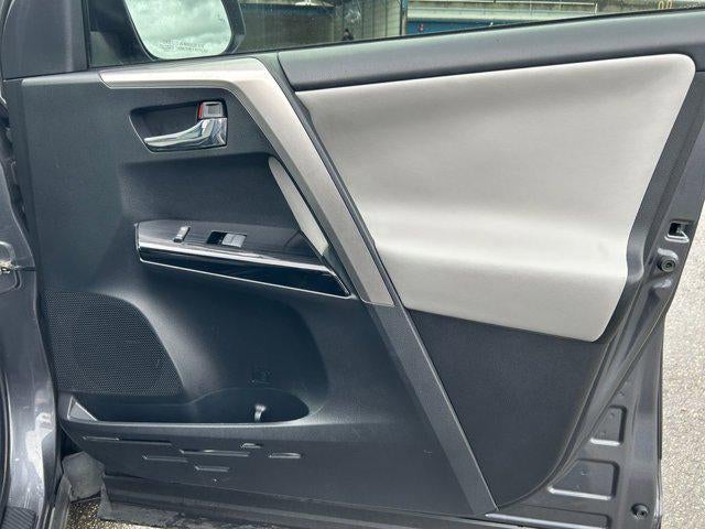 2017 Toyota RAV4 HYBRID Limited