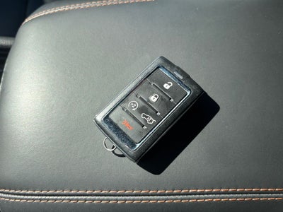 2022 Jeep Grand Cherokee Base