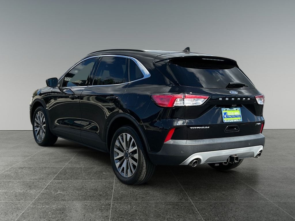 2022 Ford Escape Titanium