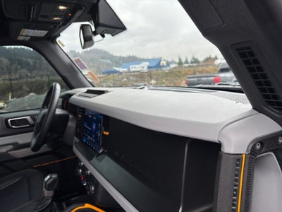 2023 Ford Bronco Badlands Lifted w/ Wheel & Tire Package