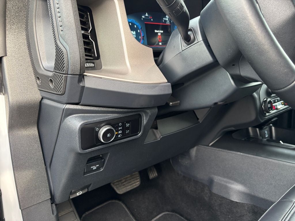 2025 Ford Bronco Outer Banks Lifted/Wheels-Tires