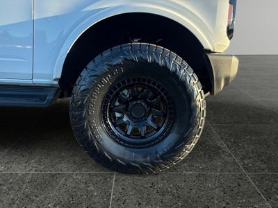2025 Ford Bronco Outer Banks Lifted w/ Wheel & Tire Package