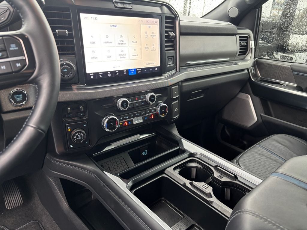 2025 Ford F-350SD Platinum