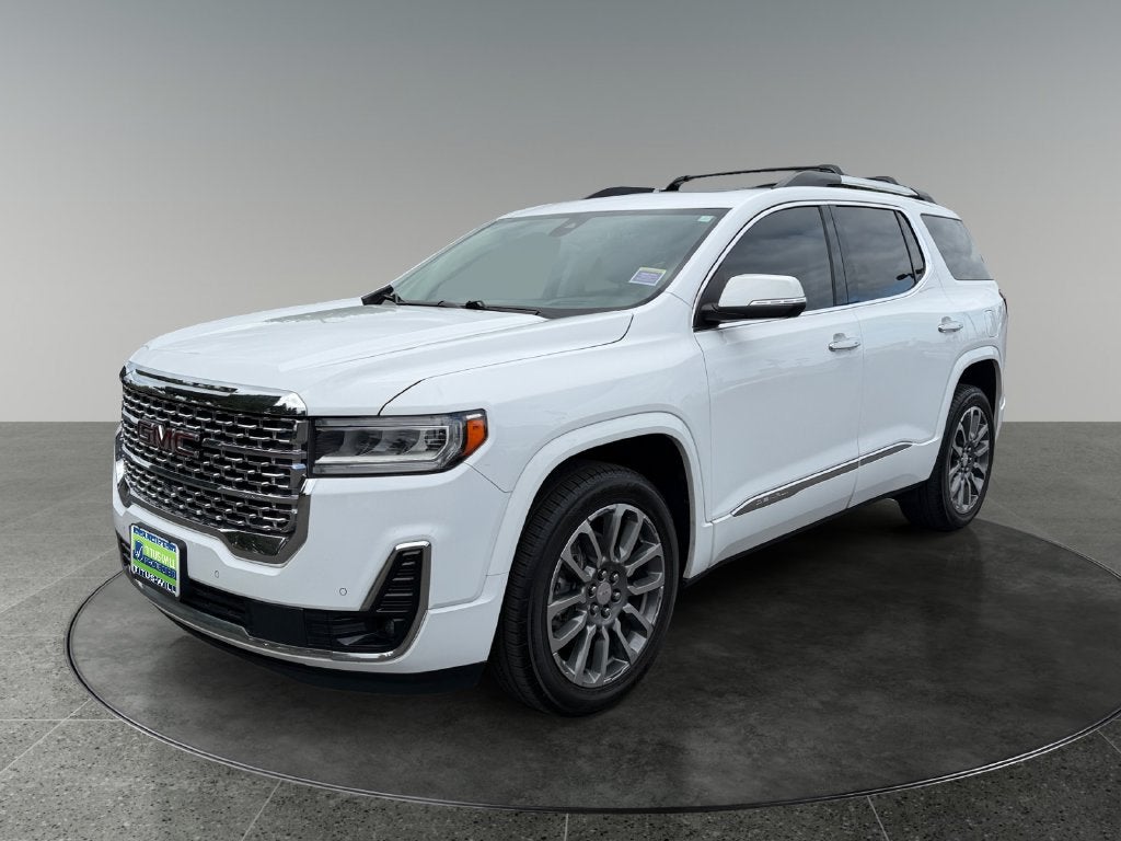 2022 GMC Acadia Denali