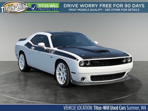 2017 Dodge Challenger R/T 6 speed manual