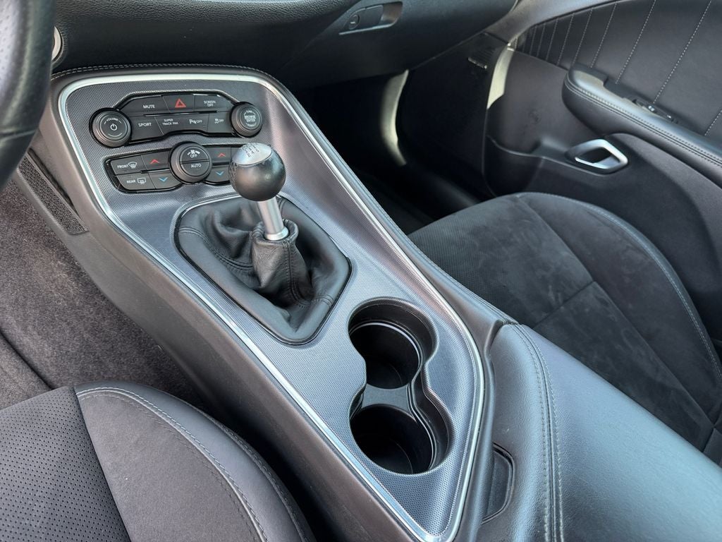 2017 Dodge Challenger R/T 6 speed manual