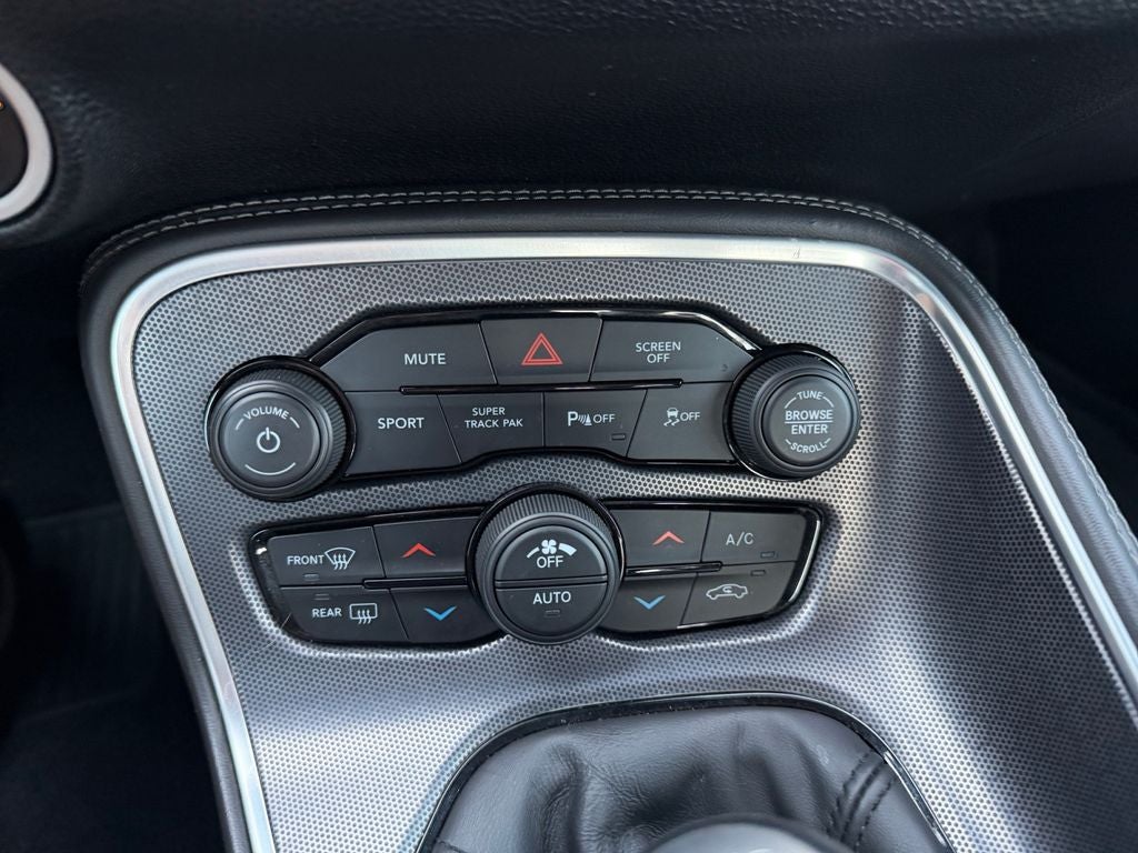 2017 Dodge Challenger R/T 6 speed manual