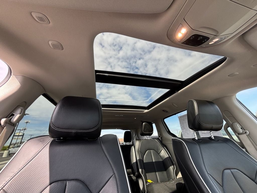 2023 Chrysler Pacifica Hybrid Limited