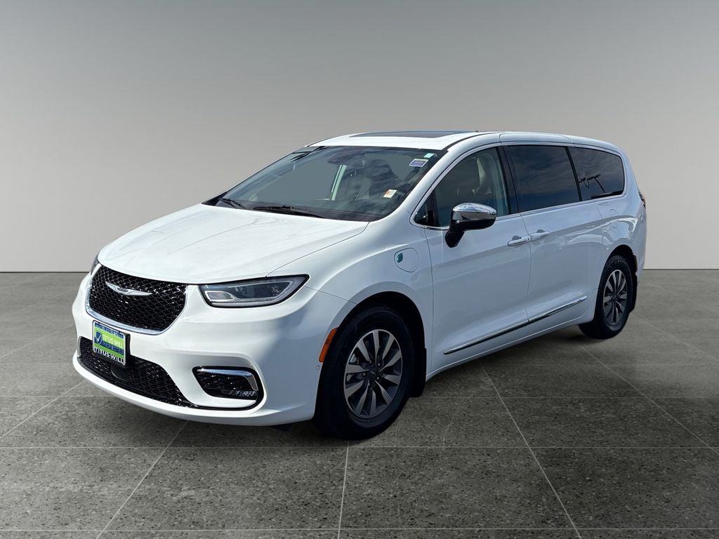 2023 Chrysler Pacifica Hybrid Limited