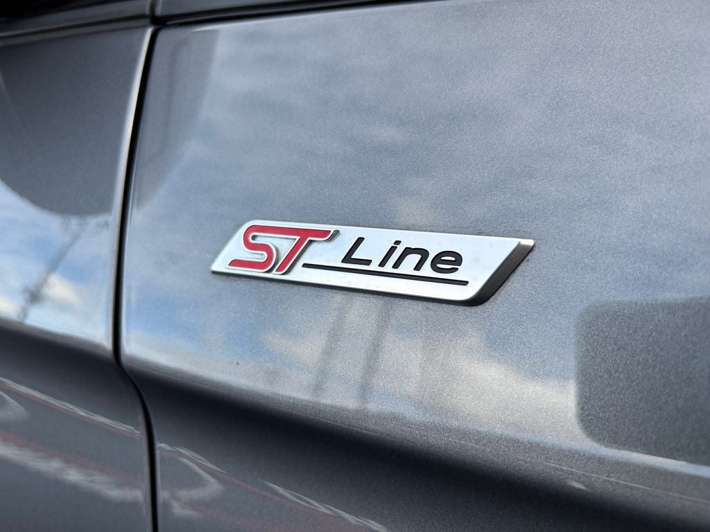 2022 Ford Edge ST Line