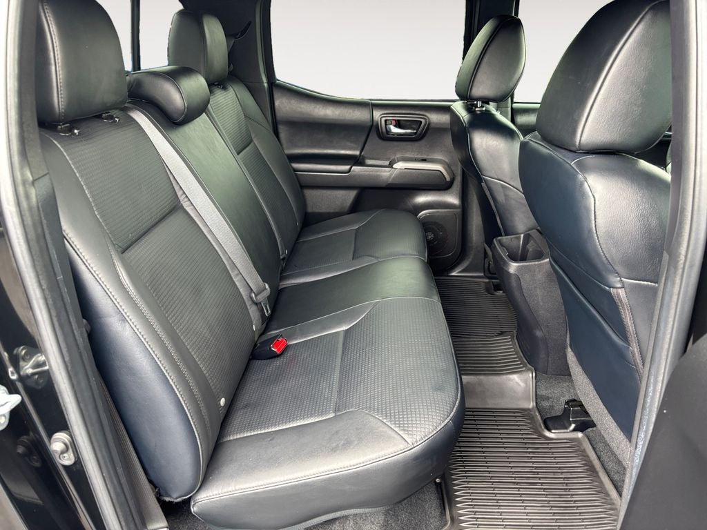 2022 Toyota Tacoma Limited V6