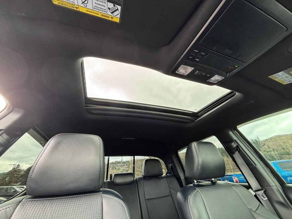 2022 Toyota Tacoma Limited V6