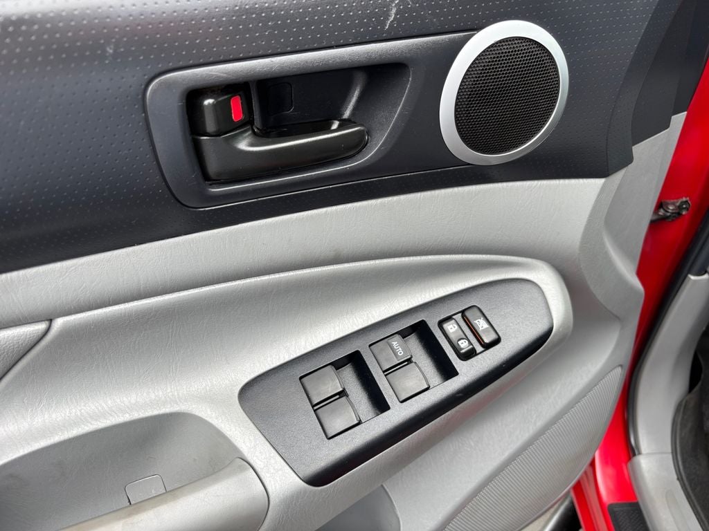 2015 Toyota Tacoma Base V6