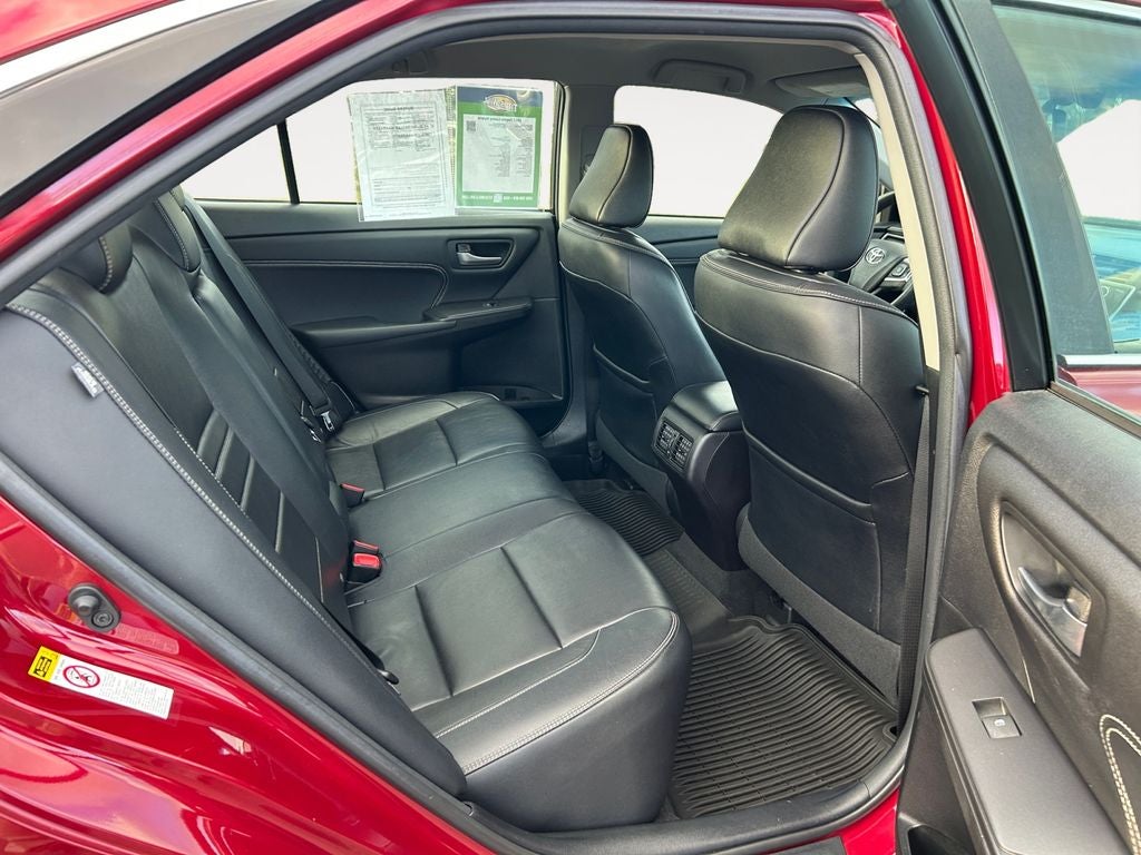 2017 Toyota Camry Hybrid XLE