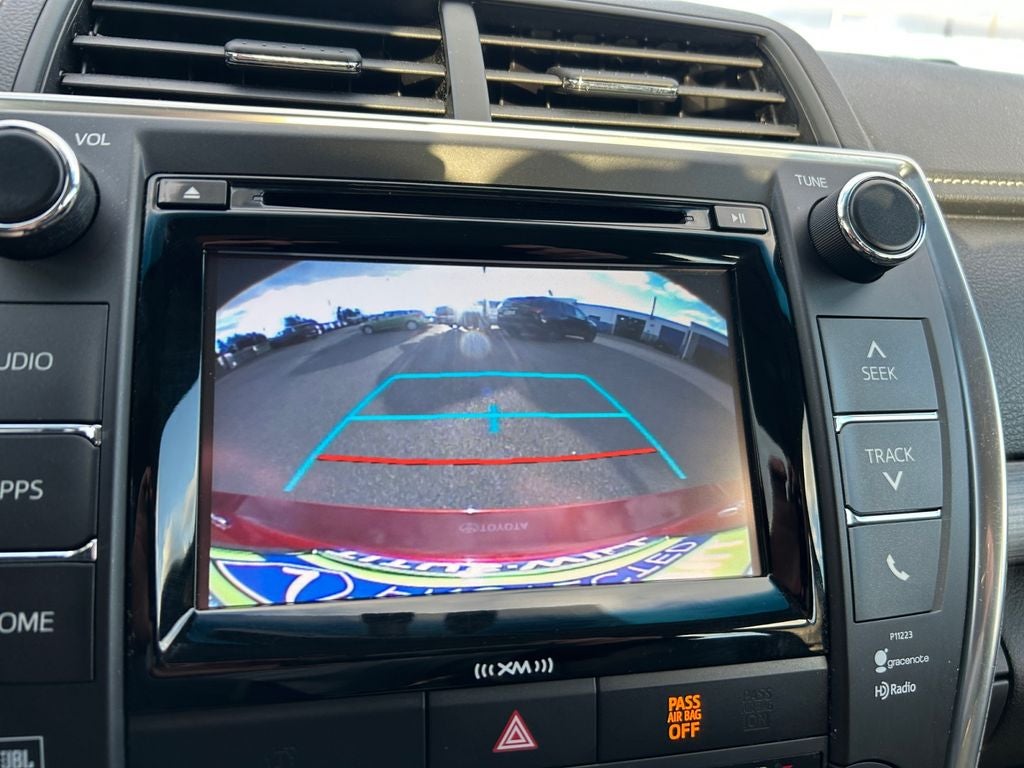 2017 Toyota Camry Hybrid XLE