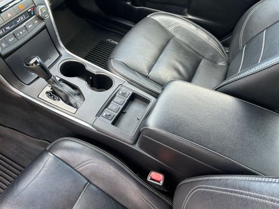 2017 Toyota Camry Hybrid XLE