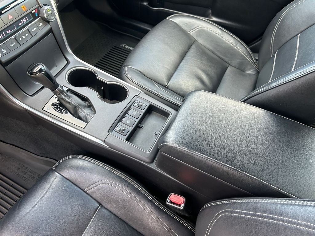 2017 Toyota Camry Hybrid XLE