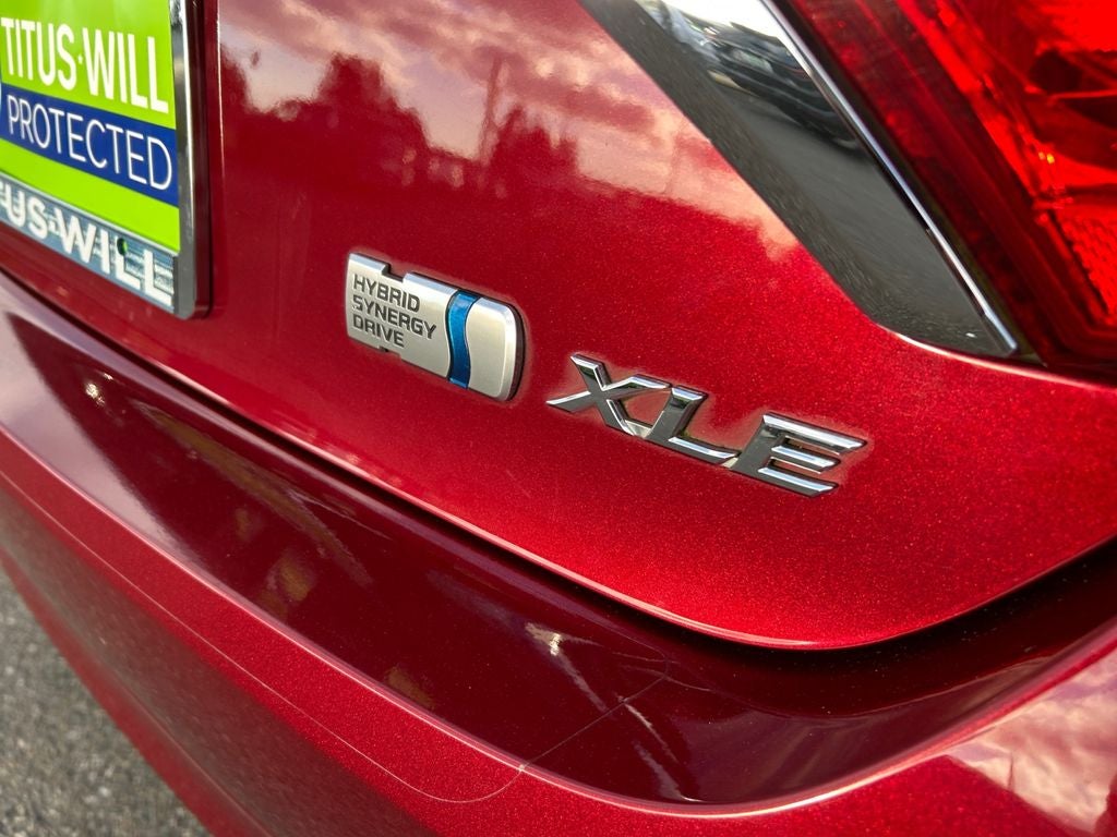 2017 Toyota Camry Hybrid XLE