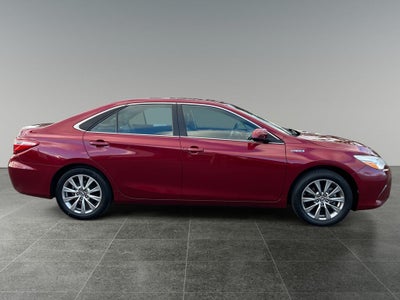 2017 Toyota Camry Hybrid XLE
