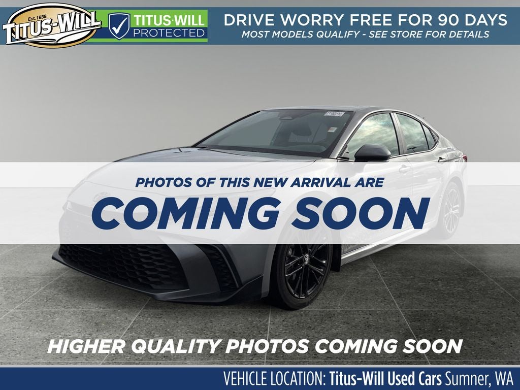 2025 Toyota Camry SE